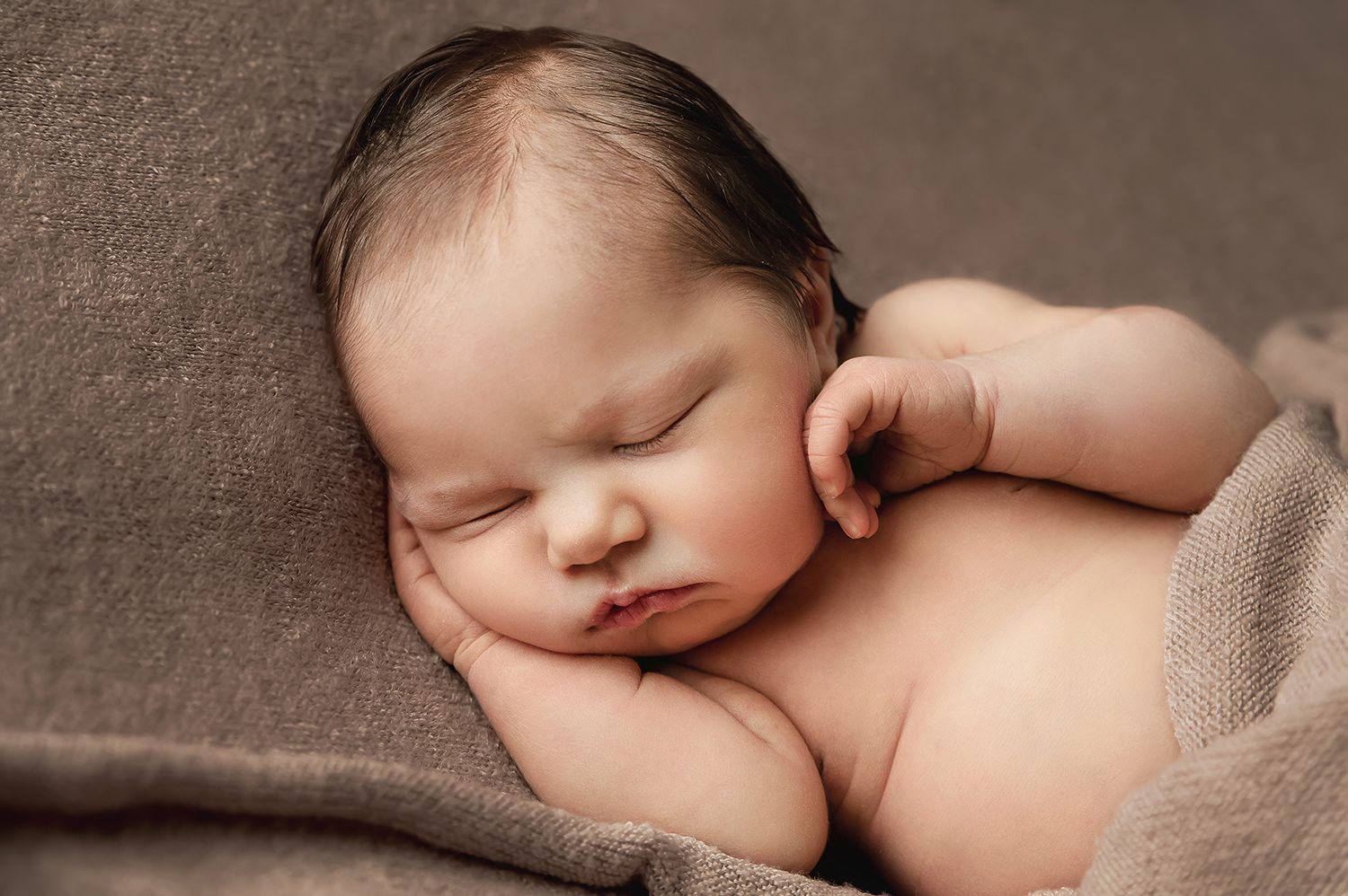 perth newborn photographer dundee baby
